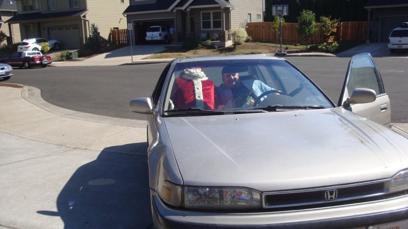 Santa On the way home affter the Mini.JPG